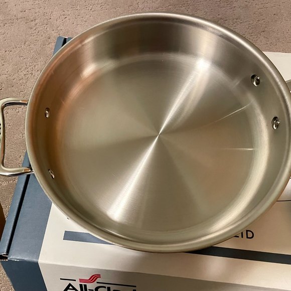 All Clad D3 Stainless 3 Qt Saute Pan w/ Lid - Picture 3 of 5